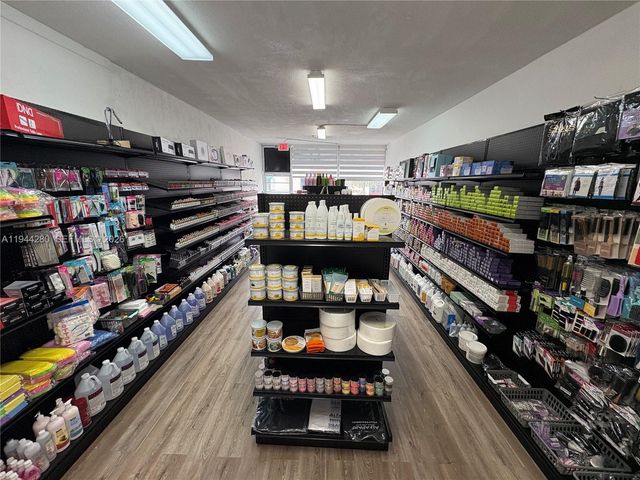 110 SW 27th Ave, Miami, FL 33135