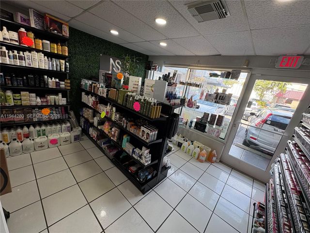 110 SW 27th Ave, Miami, FL 33135