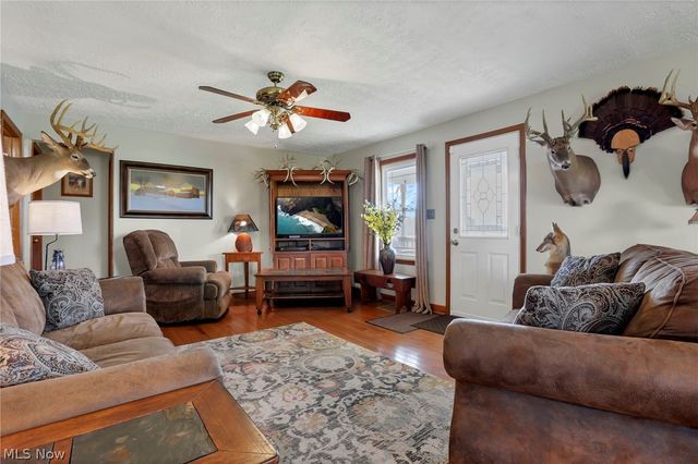 5502 Dutch Ridge, New Straitsville, OH 43766