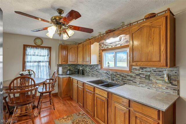 5502 Dutch Ridge, New Straitsville, OH 43766