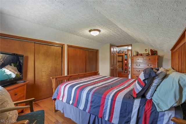 5502 Dutch Ridge, New Straitsville, OH 43766