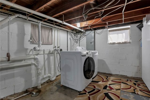 5502 Dutch Ridge, New Straitsville, OH 43766