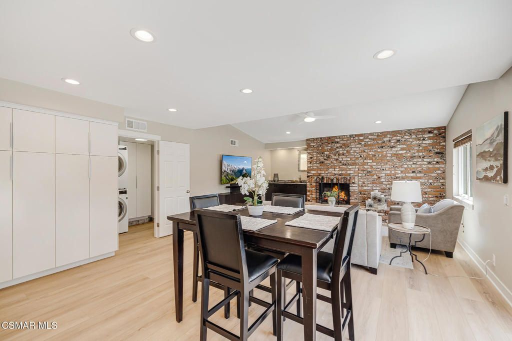 Image 17 of property listing at 369 Castilian Avenue, Newbury Park, CA 91320