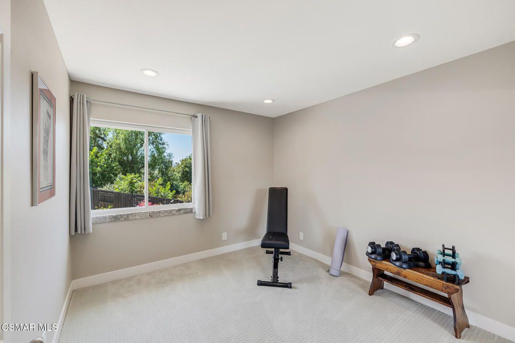 Image 23 of property listing at 369 Castilian Avenue, Newbury Park, CA 91320