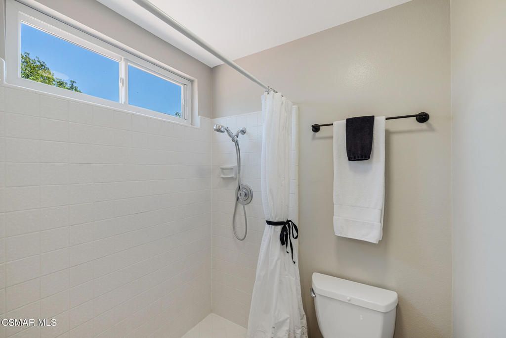 Image 30 of property listing at 369 Castilian Avenue, Newbury Park, CA 91320