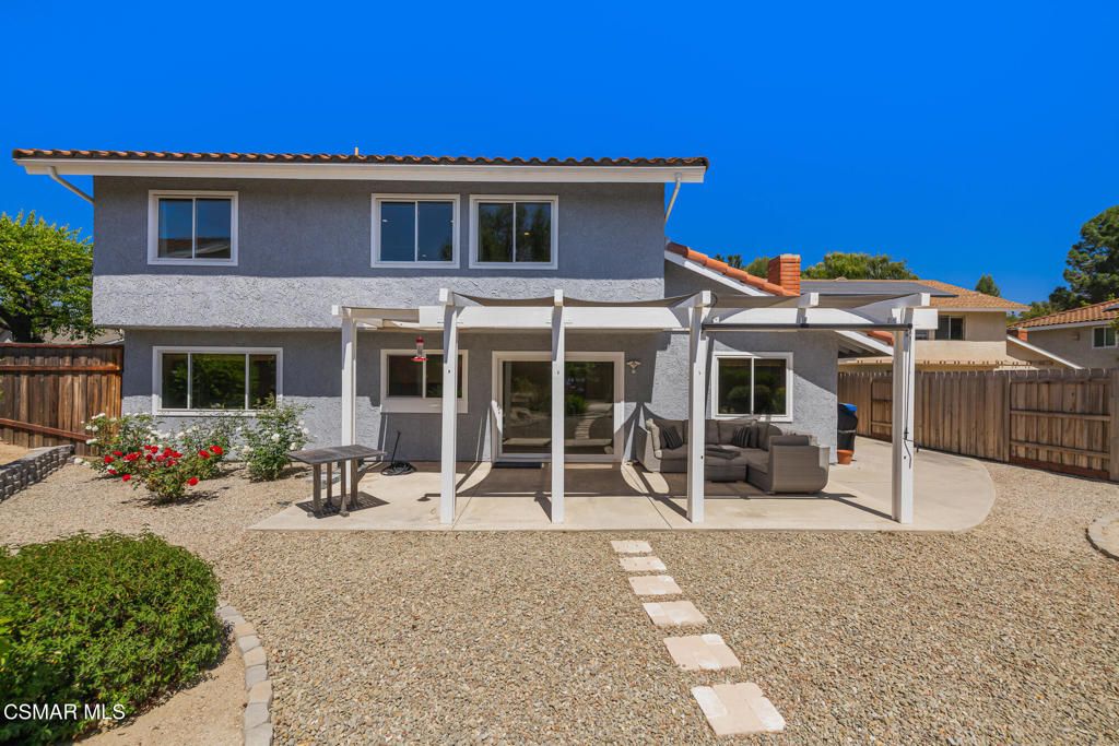 Image 31 of property listing at 369 Castilian Avenue, Newbury Park, CA 91320