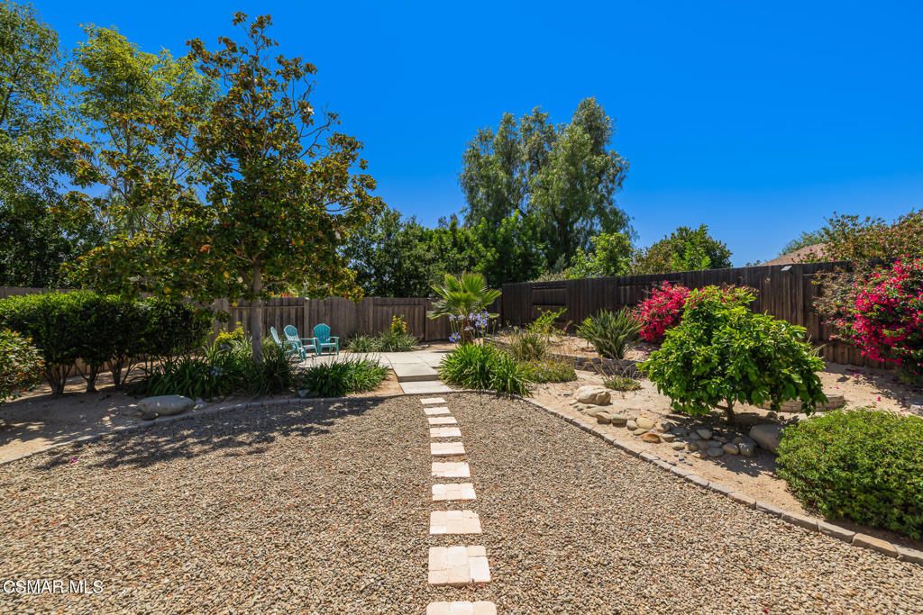 Image 34 of property listing at 369 Castilian Avenue, Newbury Park, CA 91320