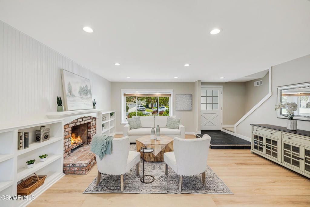 Image 8 of property listing at 369 Castilian Avenue, Newbury Park, CA 91320