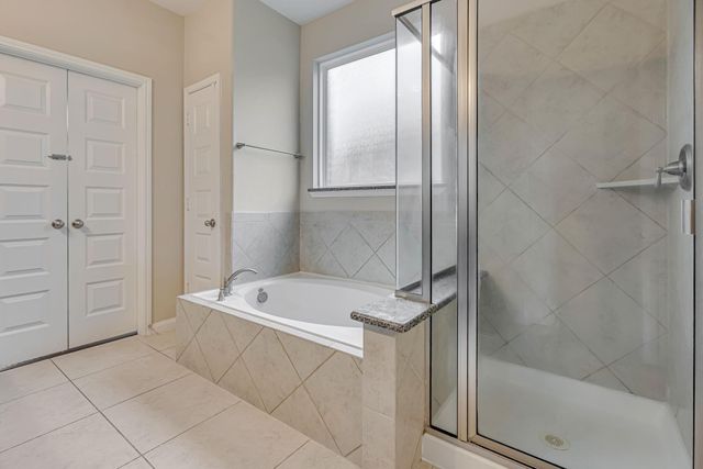 17602 Stamford Oaks Drive, Tomball, TX 77377