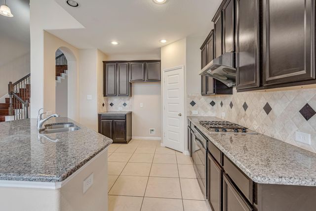 17602 Stamford Oaks Drive, Tomball, TX 77377