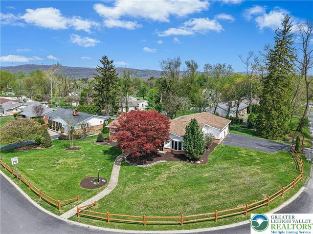 5027 Aberdene Street, Upper Saucon Twp, PA 18034