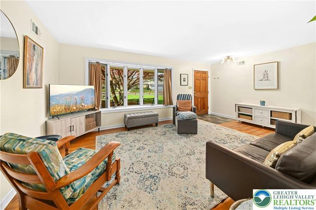 5027 Aberdene Street, Upper Saucon Twp, PA 18034