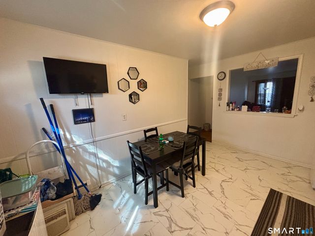 69 Oak Ridge Drive 51, New Haven, CT 06513