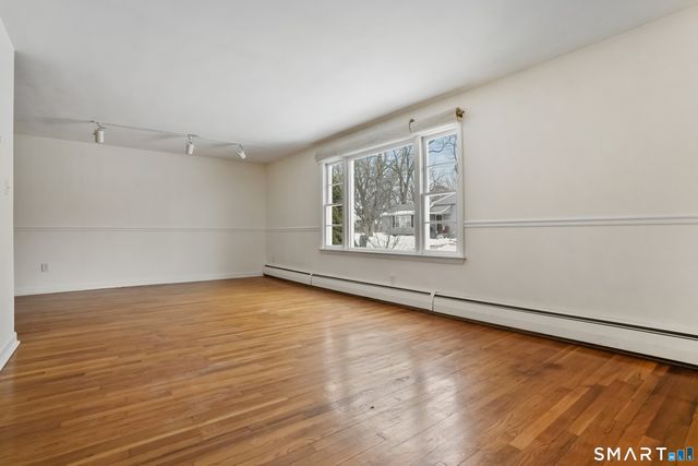 42 Carroll Road, Hamden, CT 06517