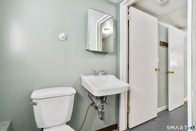 42 Carroll Road, Hamden, CT 06517