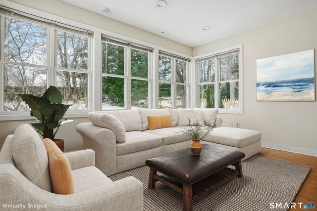 42 Carroll Road, Hamden, CT 06517