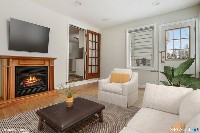 42 Carroll Road, Hamden, CT 06517