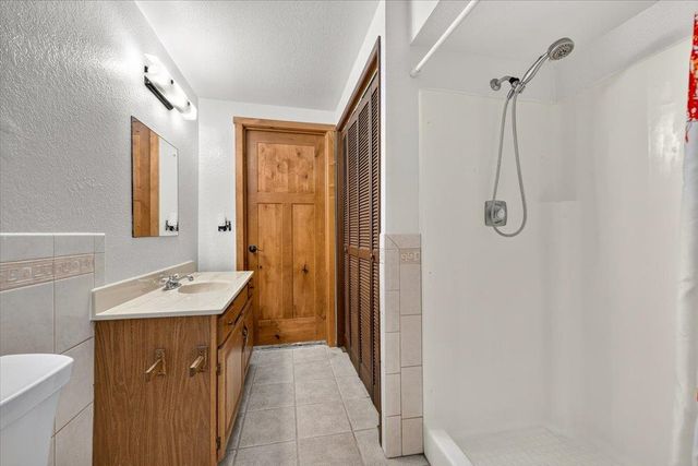 4504 E Lane Park Rd, Spokane, WA 99021