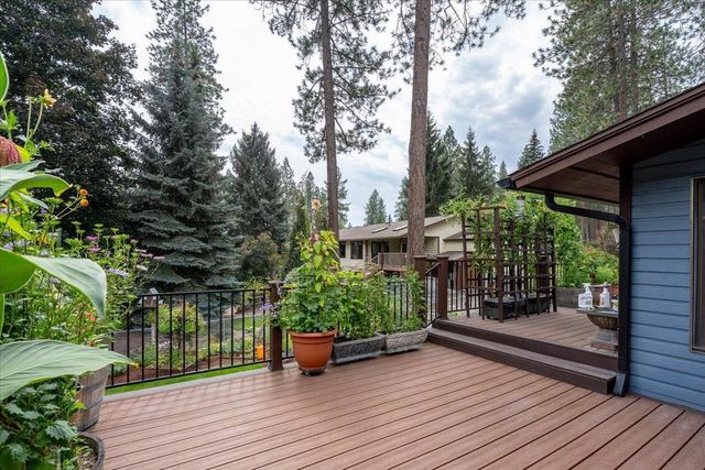 4504 E Lane Park Rd, Spokane, WA 99021