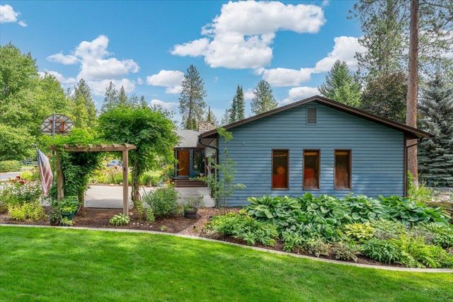 4504 E Lane Park Rd, Spokane, WA 99021