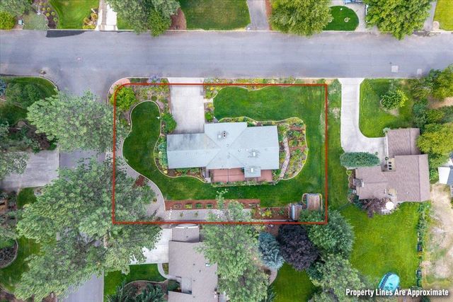 4504 E Lane Park Rd, Spokane, WA 99021
