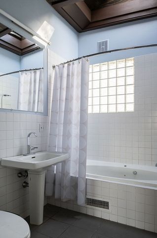 58 Hill St, Lexington, MA 02421