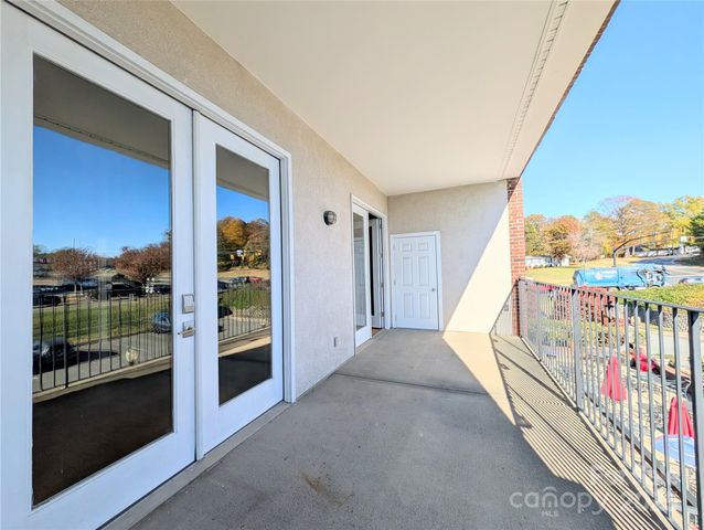 360 Exchange Street NW 206, Concord, NC 28027