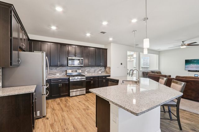 2713 Ranger Lane, Aubrey, TX 76227