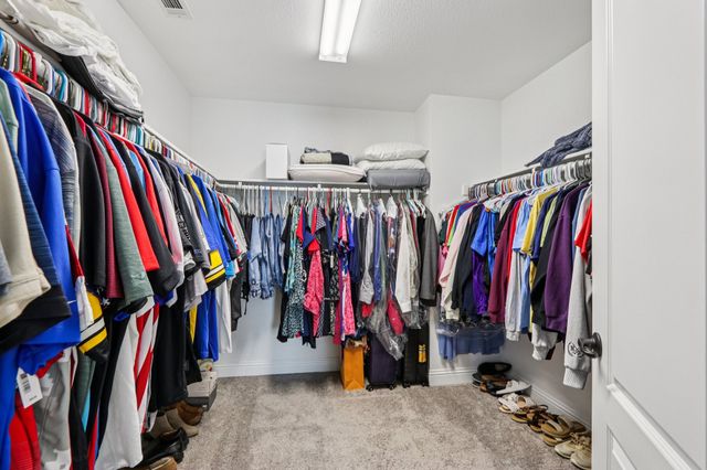 2713 Ranger Lane, Aubrey, TX 76227