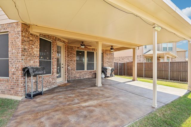 2713 Ranger Lane, Aubrey, TX 76227