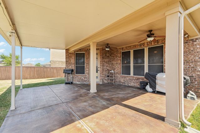 2713 Ranger Lane, Aubrey, TX 76227