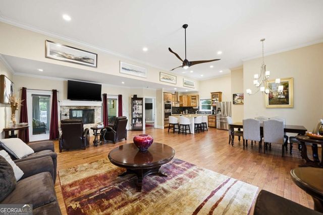 258 White Antelope Street, Waleska, GA 30183