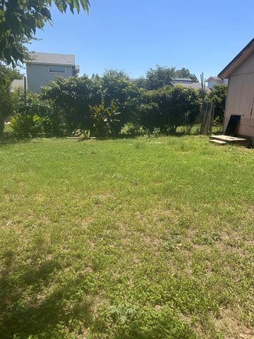 7517 Bethune Ave A & B, Austin, TX 78752