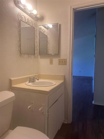 7517 Bethune Ave A & B, Austin, TX 78752