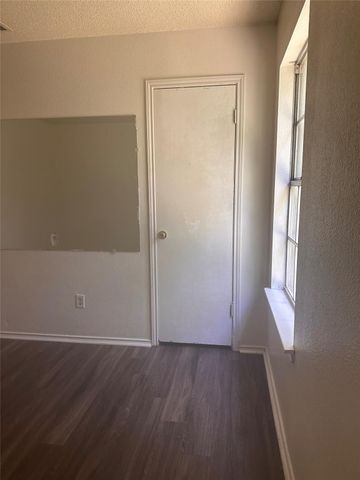 7517 Bethune Ave A & B, Austin, TX 78752