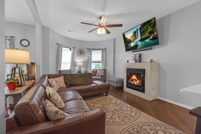 4615 S Michigan Avenue S 2N, Chicago, IL 60653