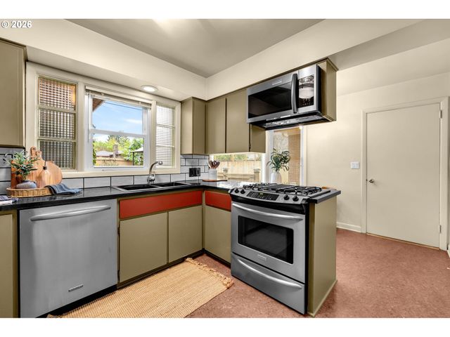 201 Nw 46TH St, Vancouver, WA 98663