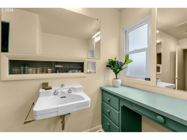 201 Nw 46TH St, Vancouver, WA 98663