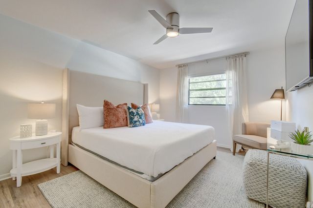 230 Seacrest Lane, Delray Beach, FL 33444