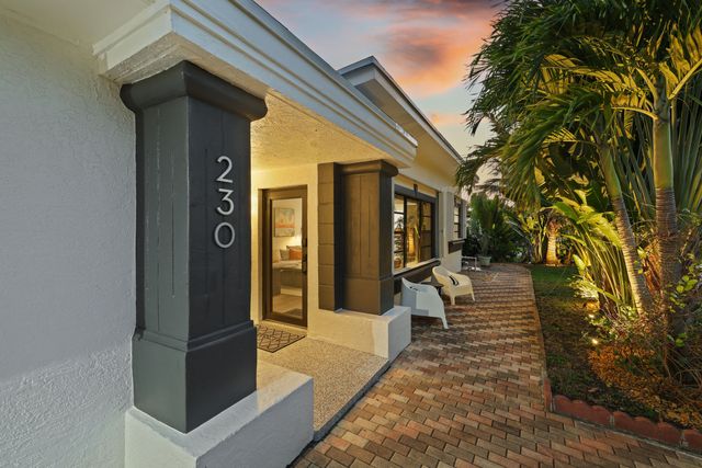 230 Seacrest Lane, Delray Beach, FL 33444