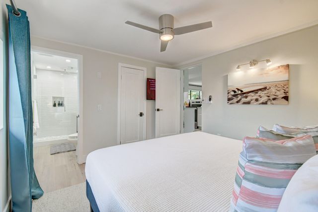 230 Seacrest Lane, Delray Beach, FL 33444