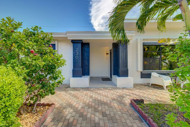 230 Seacrest Lane, Delray Beach, FL 33444
