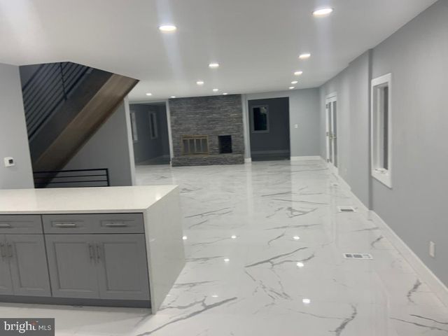 150 W CENTENNIAL DR, Medford, NJ 08055