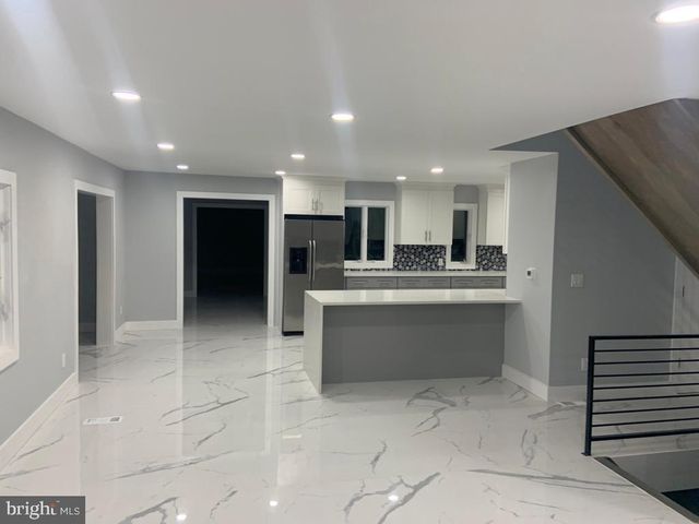 150 W CENTENNIAL DR, Medford, NJ 08055