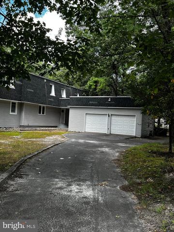 150 W CENTENNIAL DR, Medford, NJ 08055