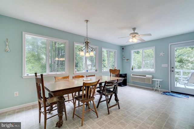 13 COLUMBIA AVE, Ocean View, DE 19970
