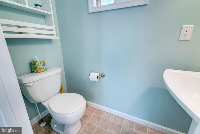13 COLUMBIA AVE, Ocean View, DE 19970