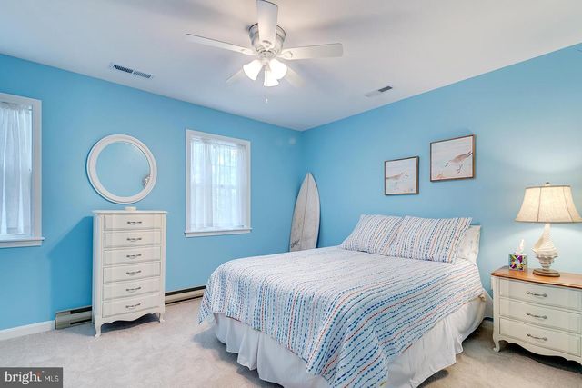 13 COLUMBIA AVE, Ocean View, DE 19970