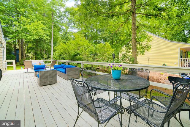 13 COLUMBIA AVE, Ocean View, DE 19970