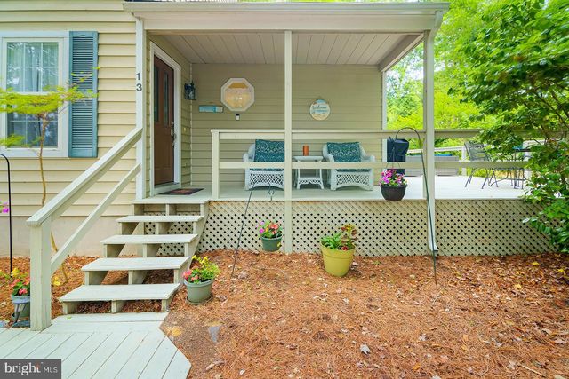 13 COLUMBIA AVE, Ocean View, DE 19970